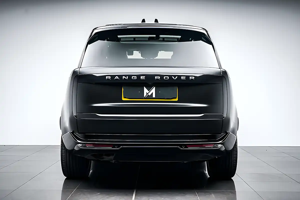 Used 2024 Land Rover Range Rover Se Black - Interior and Exterior details 3