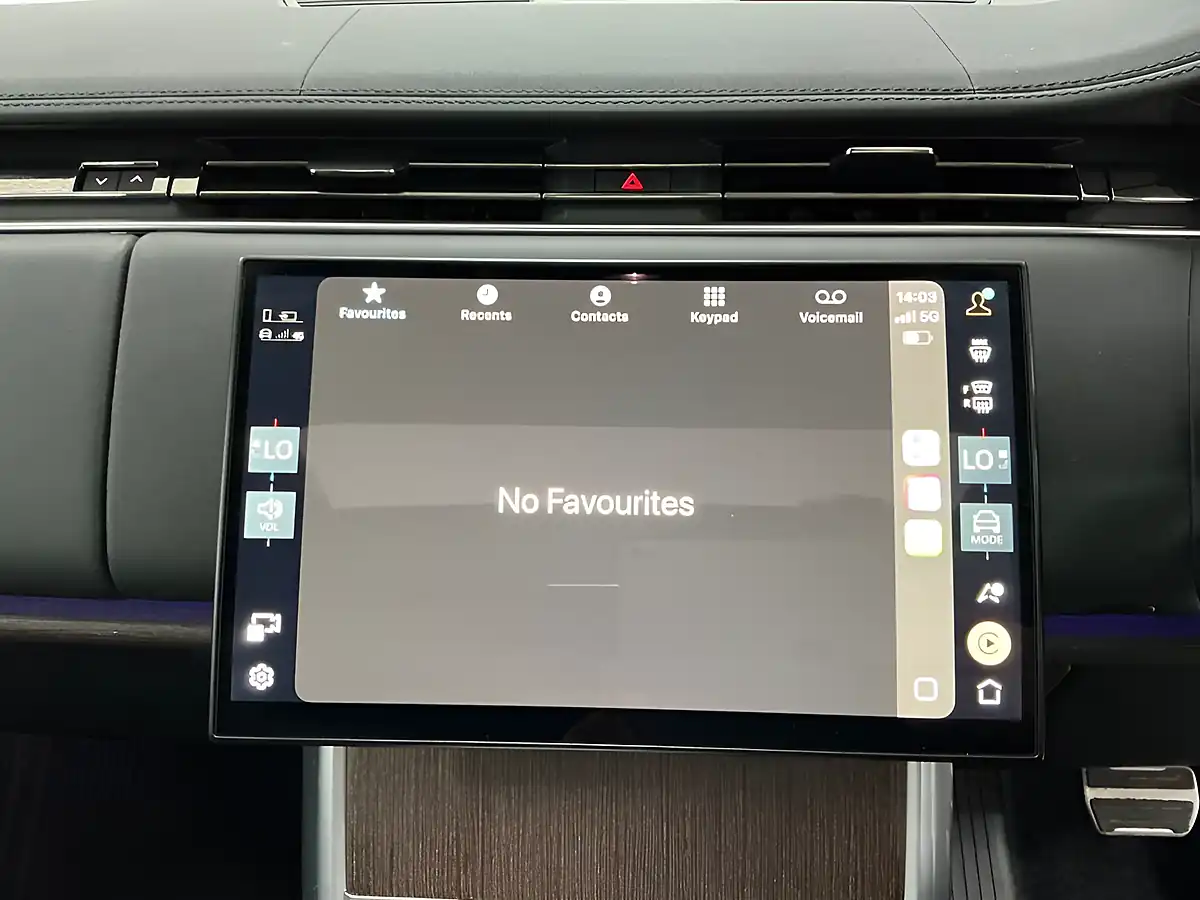 Used 2024 Land Rover Range Rover Se Silver - Interior and Exterior details 20