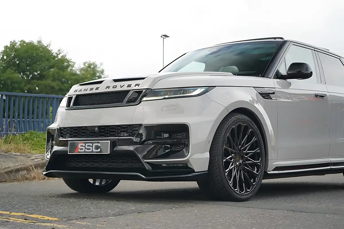 Used 2024 Land Rover Range Rover Sport Autobiography Borasco Grey - Interior and Exterior details 9