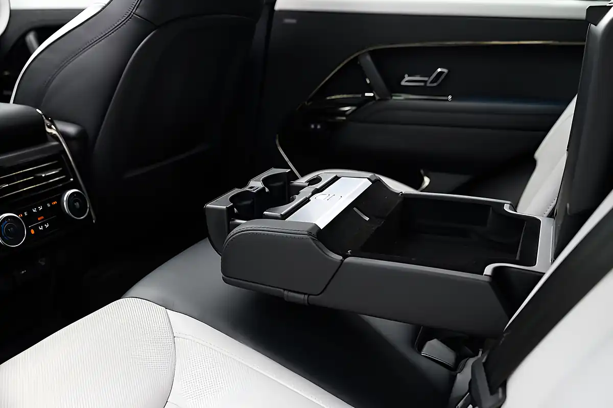 Used 2024 Land Rover Range Rover Sport Autobiography Grey - Interior and Exterior details 13