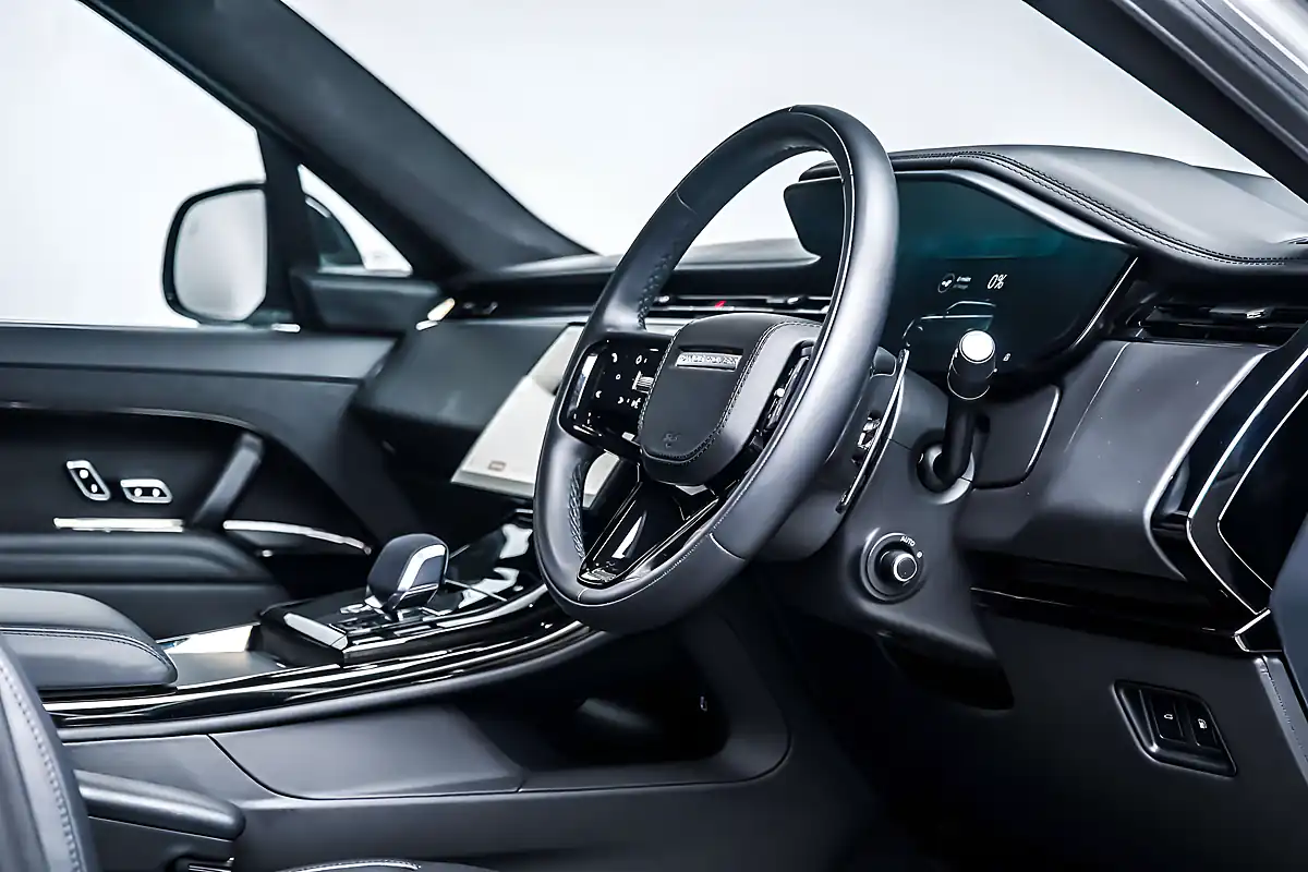 Used 2024 Land Rover Range Rover Sport Autobiography Grey - Interior and Exterior details 9