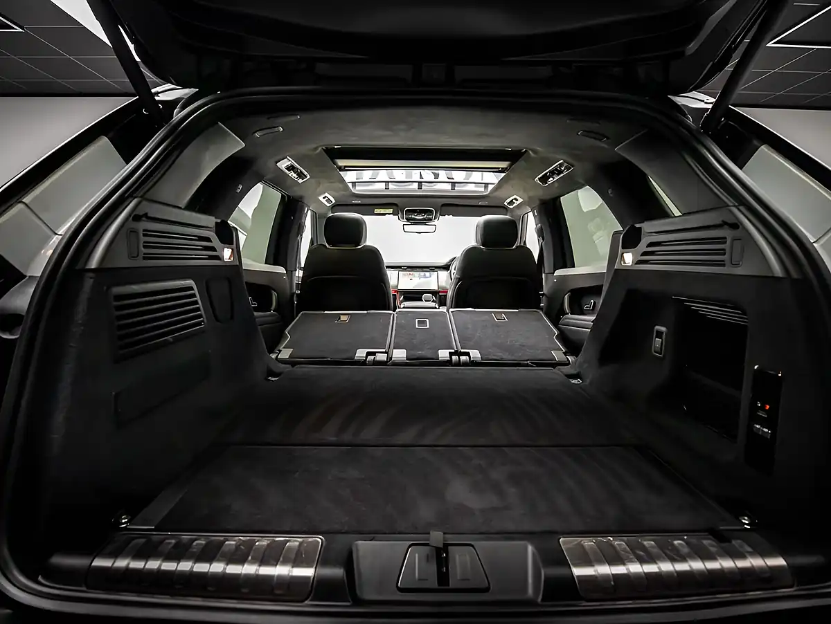 Used 2024 Land Rover Range Rover Sport Autobiography White - Interior and Exterior details 14