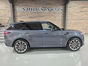 Used 2024 Land Rover Range Rover Sport Dynamic Se Blue - Interior and Exterior details 4