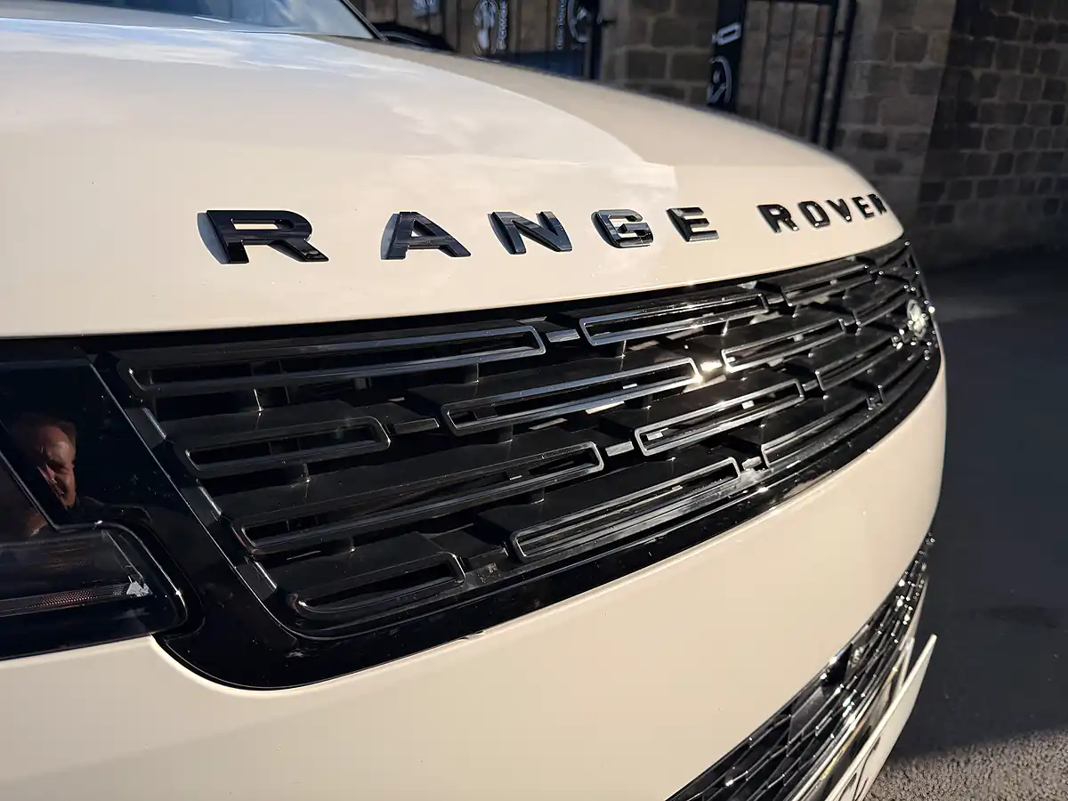 Used 2024 Land Rover Range Rover Sport Dynamic Se Borasco Grey - Interior and Exterior details 11