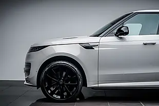 Used 2024 Land Rover Range Rover Sport Dynamic Se Borasco Grey - Interior and Exterior details 12