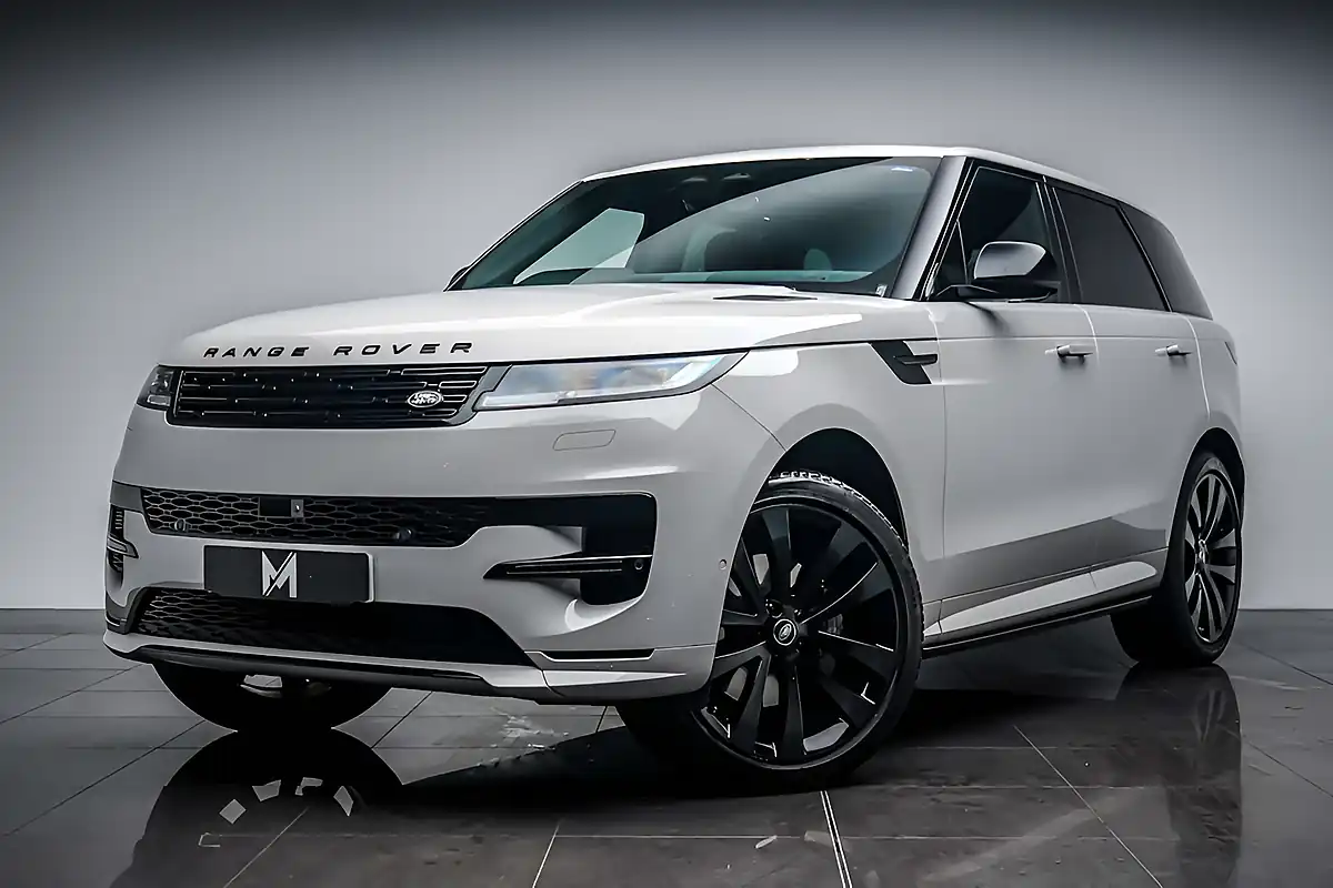 Used 2024 Land Rover Range Rover Sport Dynamic Se Borasco Grey - Interior and Exterior details 5