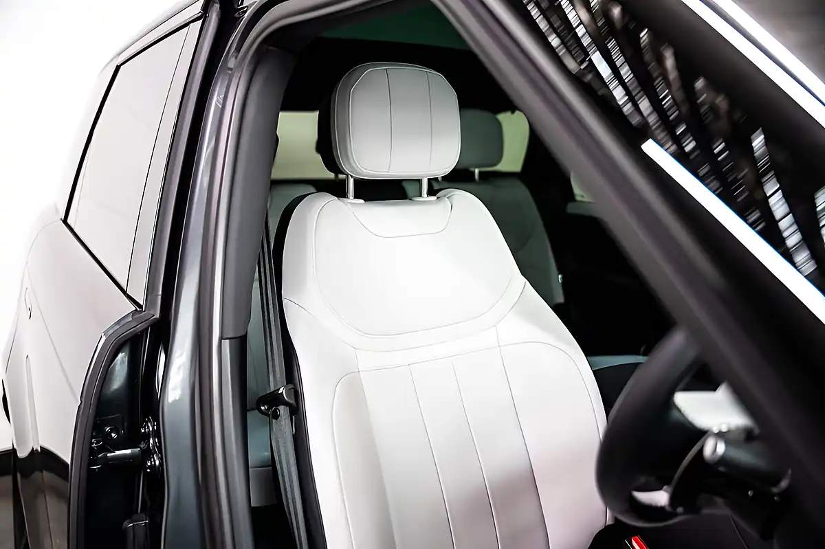 Used 2024 Land Rover Range Rover Sport Dynamic Se Carpathian Grey - Interior and Exterior details 4