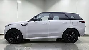 Used 2024 Land Rover Range Rover Sport Dynamic Se Grey - Interior and Exterior details 11