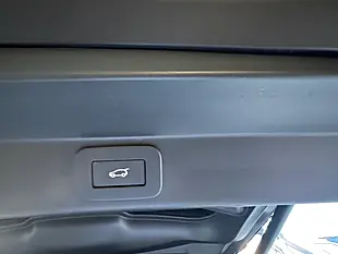 Used 2024 Land Rover Range Rover Sport Dynamic Se Grey - Interior and Exterior details 16