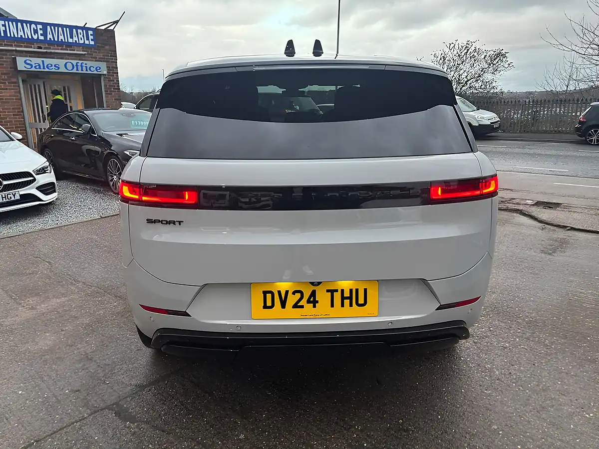 Used 2024 Land Rover Range Rover Sport Dynamic Se Grey - Interior and Exterior details 12
