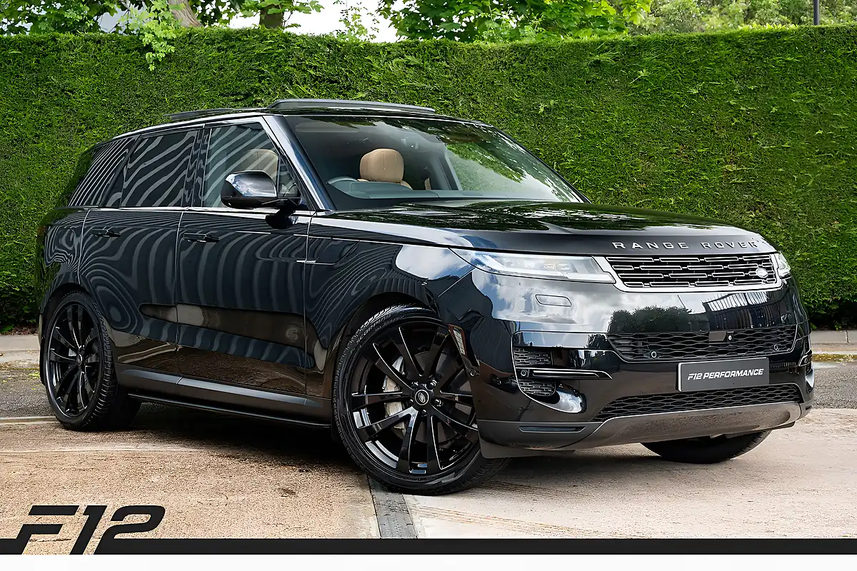 Used 2024 Land Rover Range Rover Sport Se Black - Front View