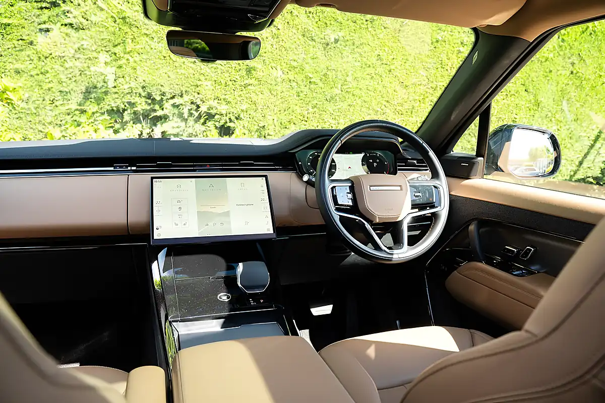 Used 2024 Land Rover Range Rover Sport Se Black - Interior and Exterior details 19