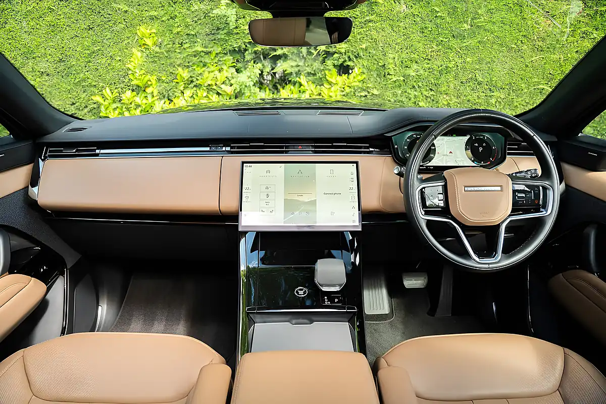 Used 2024 Land Rover Range Rover Sport Se Black - Interior and Exterior details 4