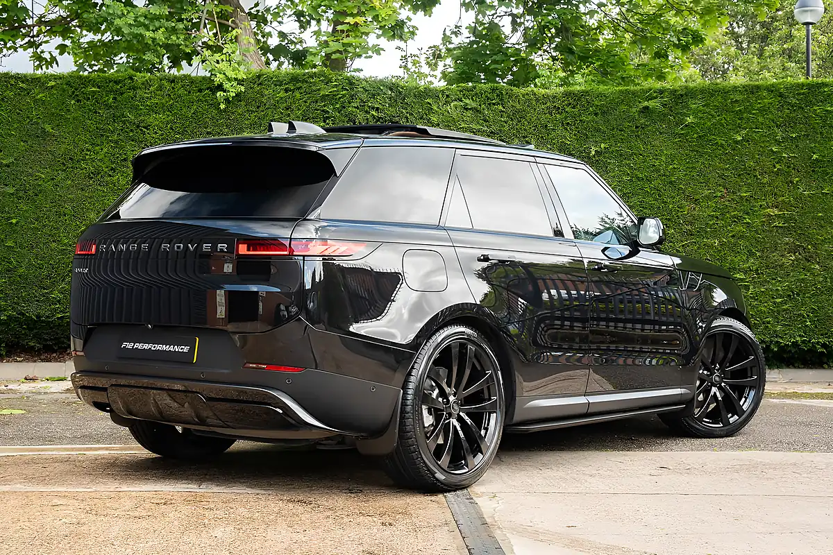 Used 2024 Land Rover Range Rover Sport Se Black - Interior and Exterior details 7