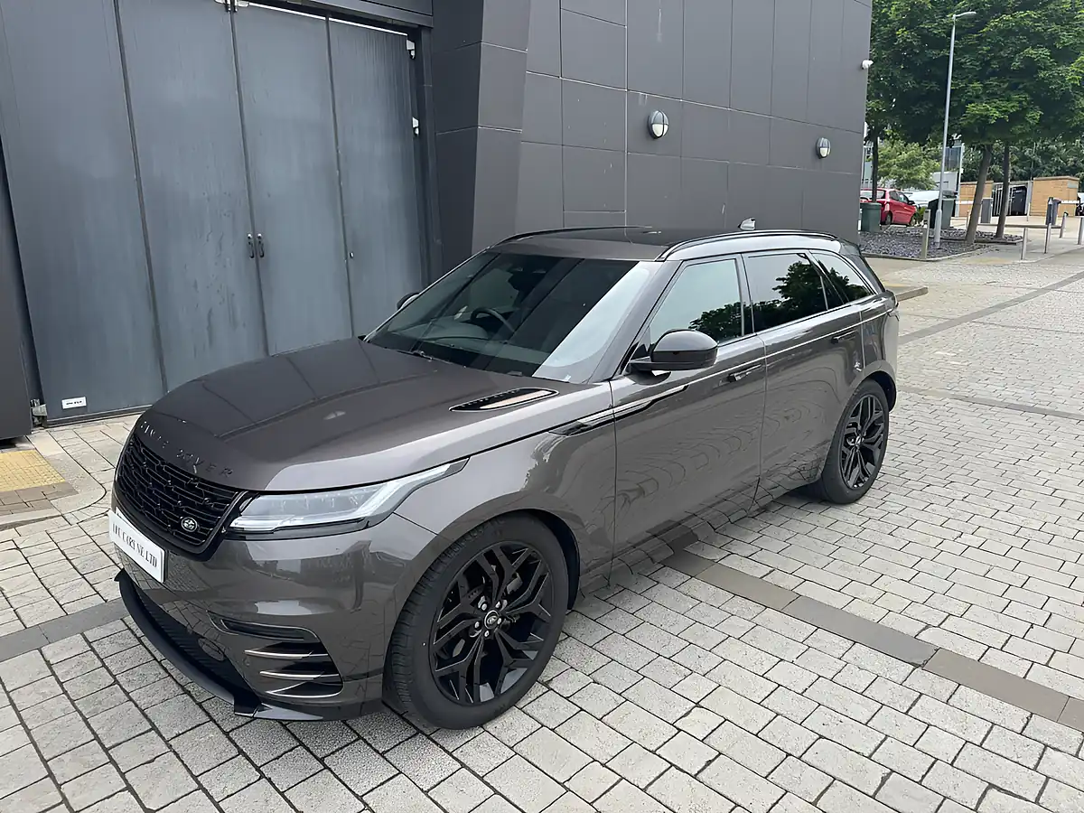 Used 2024 Land Rover Range Rover Velar Dynamic Hse Grey - Front View