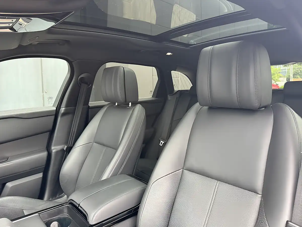 Used 2024 Land Rover Range Rover Velar Dynamic Hse Grey - Interior and Exterior details 12