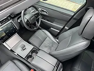 Used 2024 Land Rover Range Rover Velar Dynamic Hse Grey - Interior and Exterior details 13