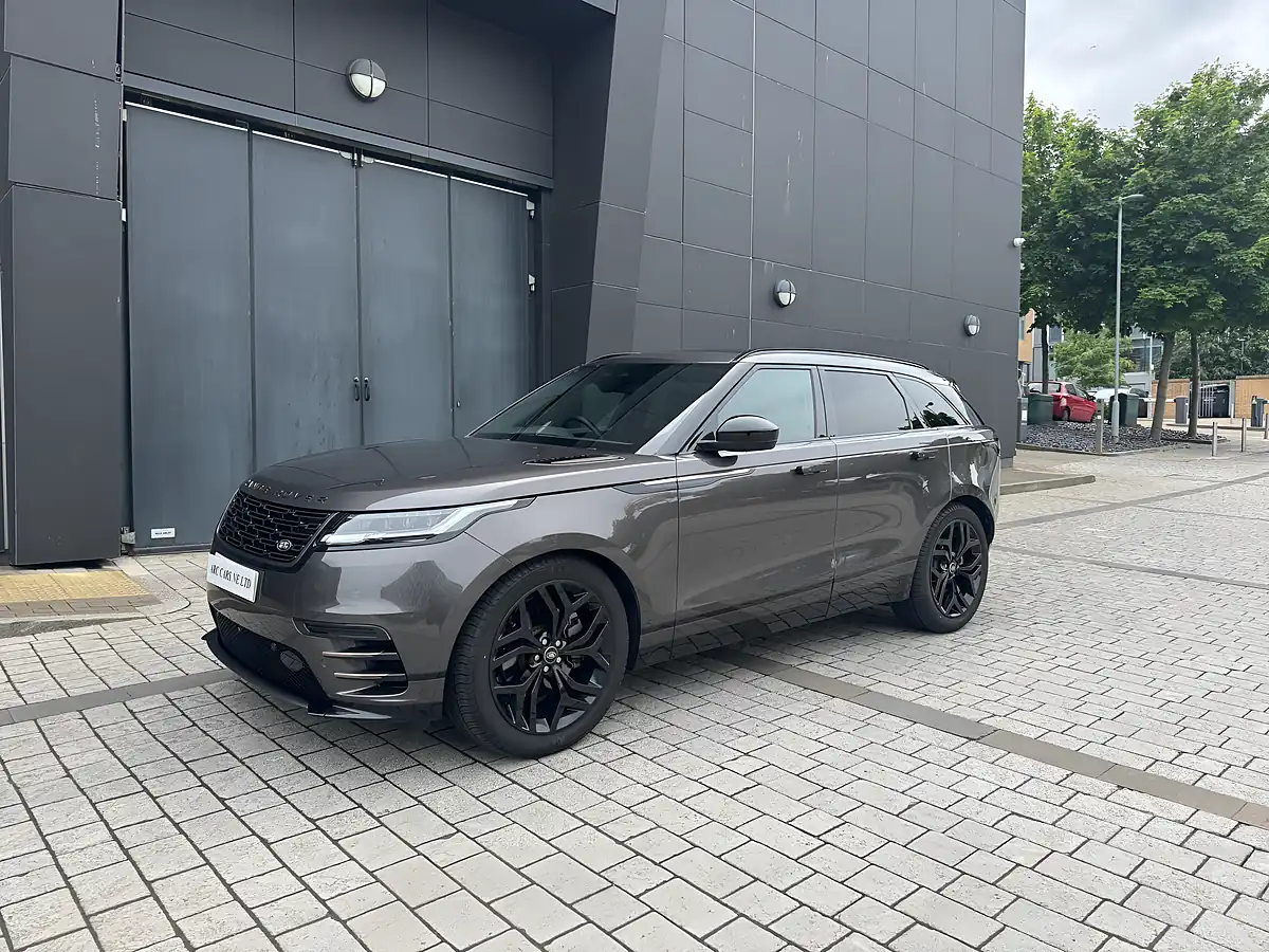 Used 2024 Land Rover Range Rover Velar Dynamic Hse Grey - Interior and Exterior details 4