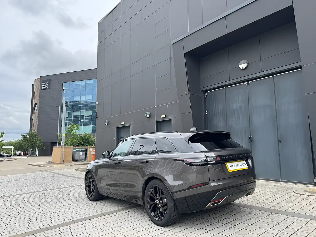 Used 2024 Land Rover Range Rover Velar Dynamic Hse Grey - Interior and Exterior details 6