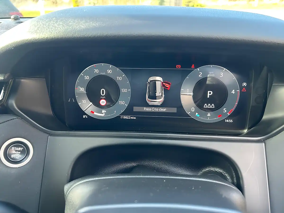 Used 2024 Land Rover Range Rover Velar Dynamic Se White - Interior and Exterior details 12