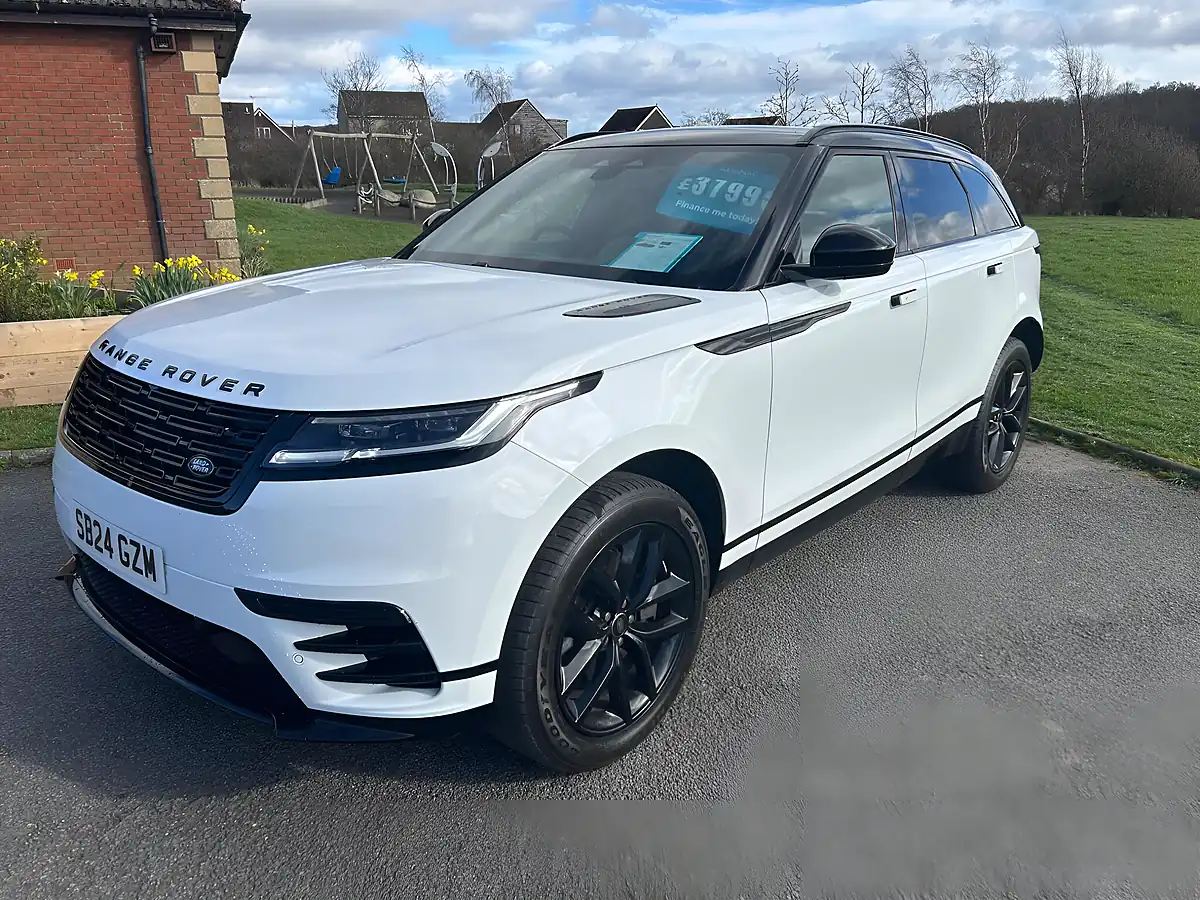 Used 2024 Land Rover Range Rover Velar Dynamic Se White - Interior and Exterior details 3