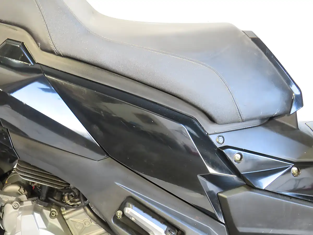 Used 2024 Lexmoto Nexus 125 Black - Interior and Exterior details 10