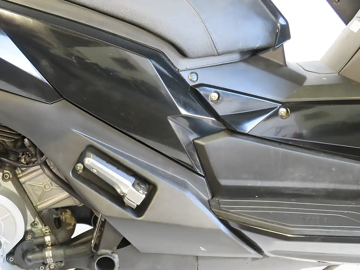 Used 2024 Lexmoto Nexus 125 Black - Interior and Exterior details 11