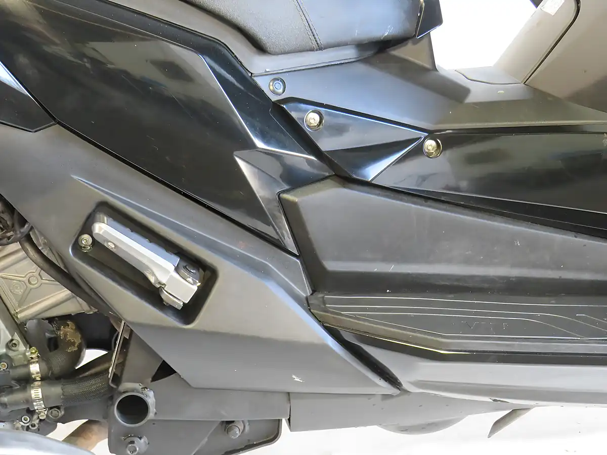 Used 2024 Lexmoto Nexus 125 Black - Interior and Exterior details 12