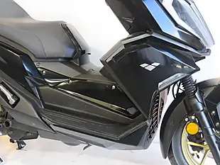 Used 2024 Lexmoto Nexus 125 Black - Interior and Exterior details 15