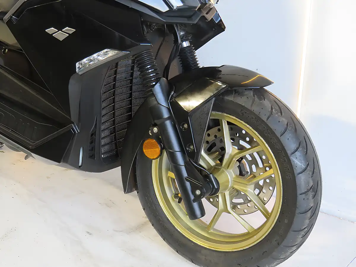 Used 2024 Lexmoto Nexus 125 Black - Interior and Exterior details 18