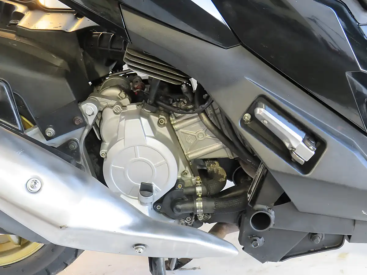 Used 2024 Lexmoto Nexus 125 Black - Interior and Exterior details 9