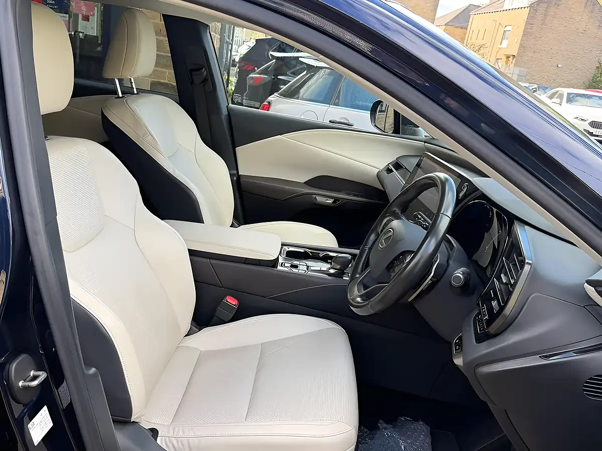 Used 2024 Lexus Rx Prem Plus Blue - Interior and Exterior details 9