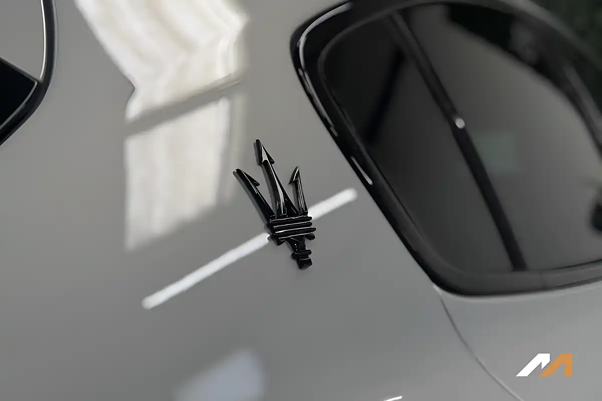 Used 2024 Maserati Grecale Modena White - Interior and Exterior details 11