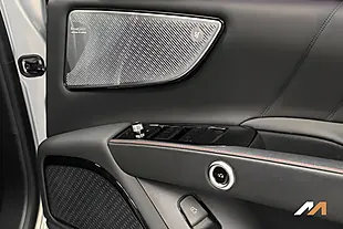 Used 2024 Maserati Grecale Modena White - Interior and Exterior details 15