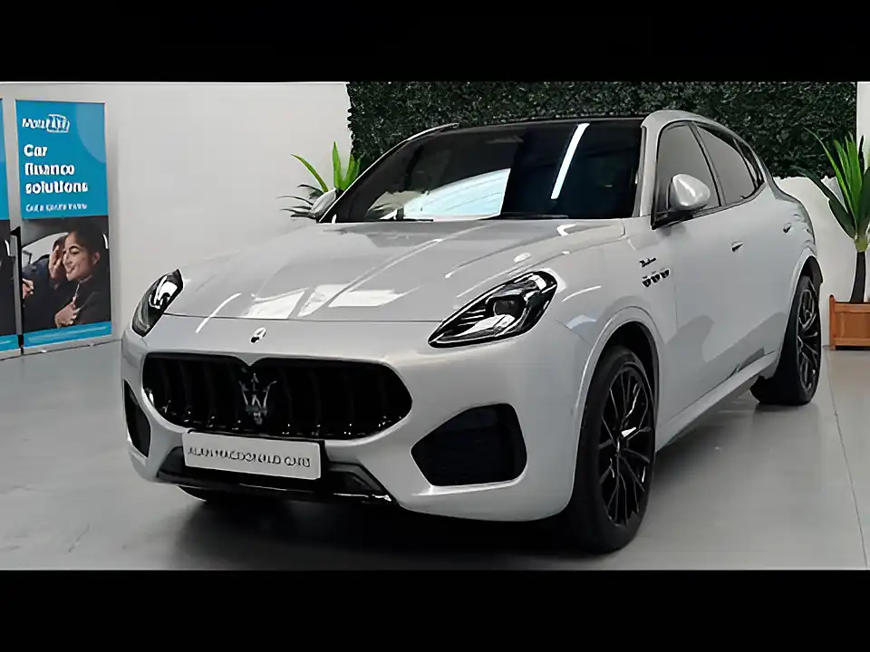 Used 2024 Maserati Grecale Modena White - Interior and Exterior details 20