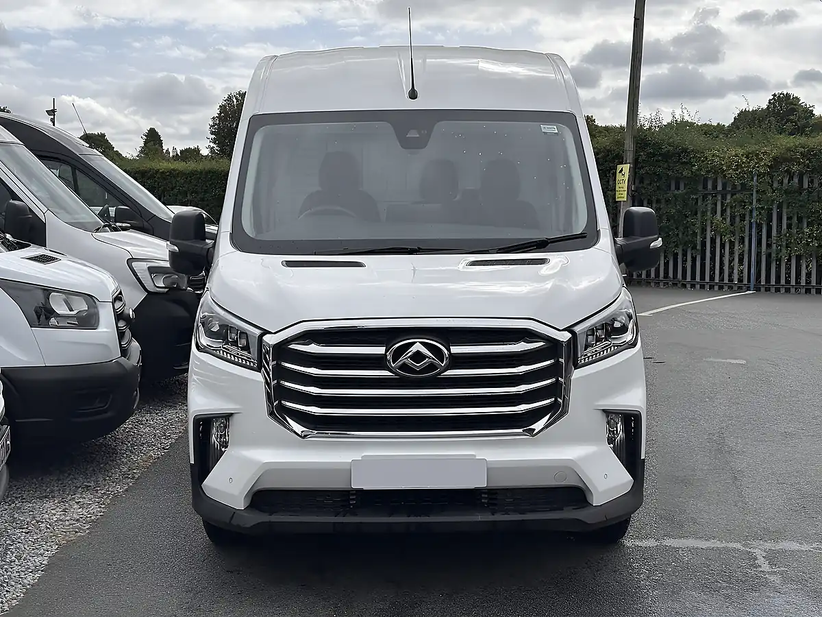Used 2024 Maxus Deliver 9 Lux L3H2 White - Interior and Exterior details 12