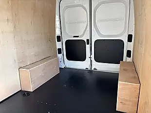 Used 2024 Maxus Deliver 9 Lux White - Interior and Exterior details 16