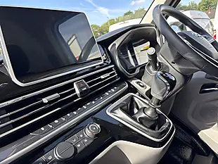 Used 2024 Maxus Deliver 9 Lux White - Interior and Exterior details 19
