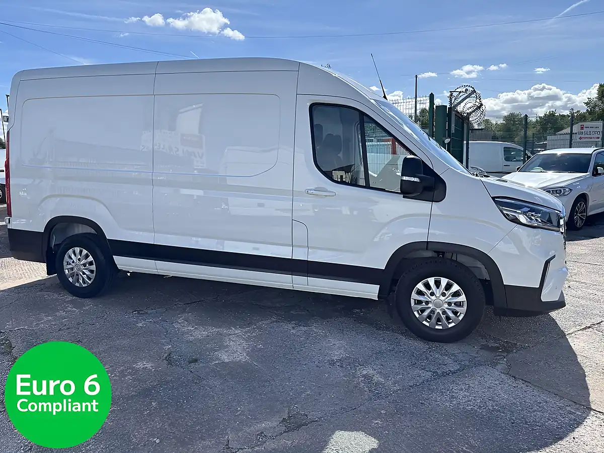 Used 2024 Maxus Deliver 9 Lux White - Interior and Exterior details 4