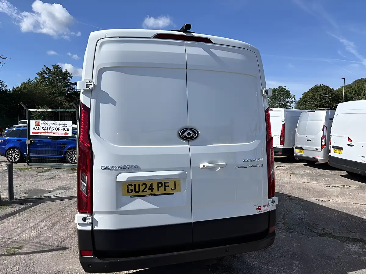 Used 2024 Maxus Deliver 9 Lux White - Interior and Exterior details 5