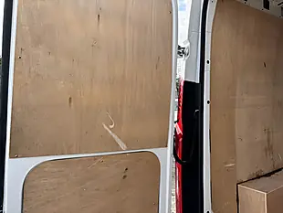 Used 2024 Maxus Deliver 9 Lux White - Interior and Exterior details 14