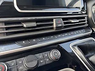 Used 2024 Maxus Deliver 9 Lux White - Interior and Exterior details 19