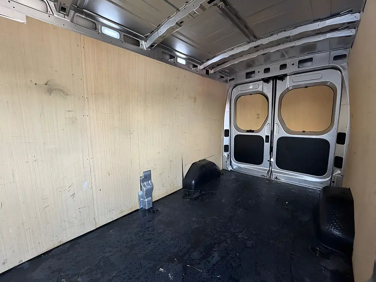 Used 2024 Maxus Deliver 9 Panel Van L3 H2 Silver - Interior and Exterior details 14
