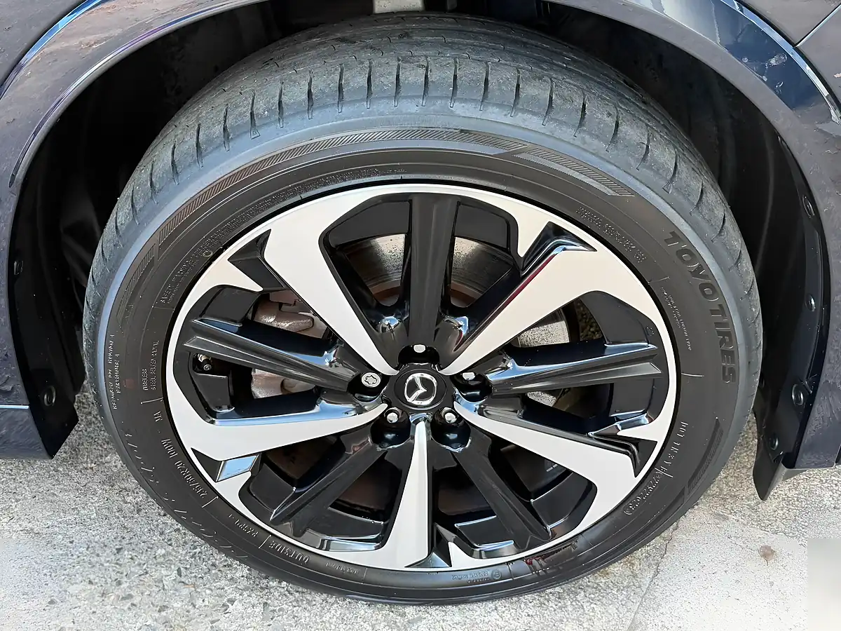 Used 2024 Mazda CX-60 Takumi Blue - Interior and Exterior details 16