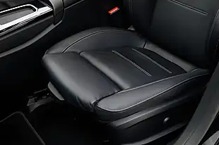 Used 2024 Mercedes-Benz Cla AMG Line (premium Plus) Cosmos Black - Interior and Exterior details 16