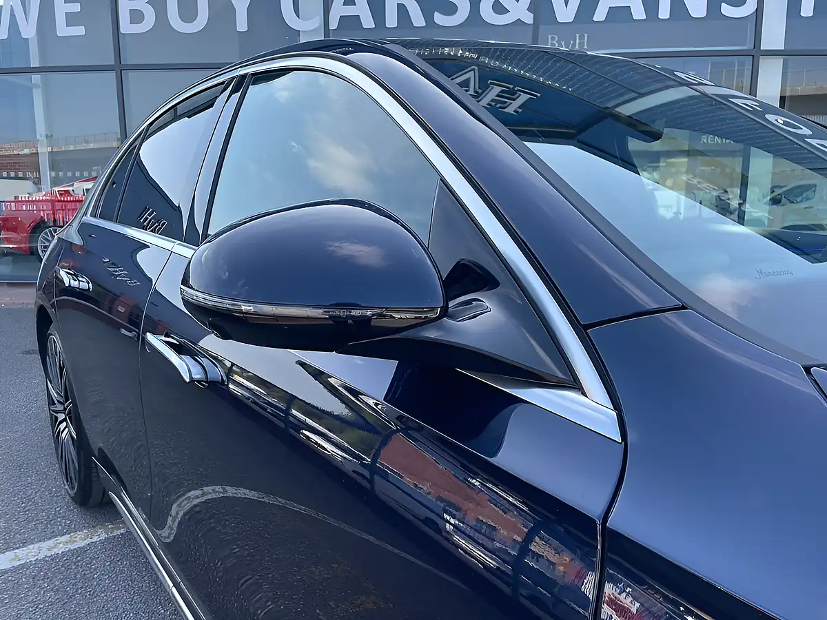 Used 2024 Mercedes-Benz E-Class Exclusive Edition Blue - Interior and Exterior details 15