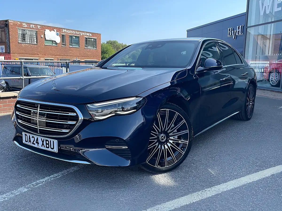 Used 2024 Mercedes-Benz E-Class Exclusive Edition Blue - Interior and Exterior details 4