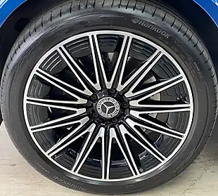 Used 2024 Mercedes-Benz Gla AMG Line Premium Plus Spectral Blue - Interior and Exterior details 11