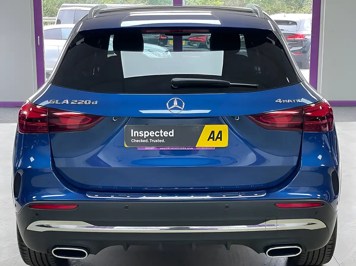 Used 2024 Mercedes-Benz Gla AMG Line Premium Plus Spectral Blue - Interior and Exterior details 9