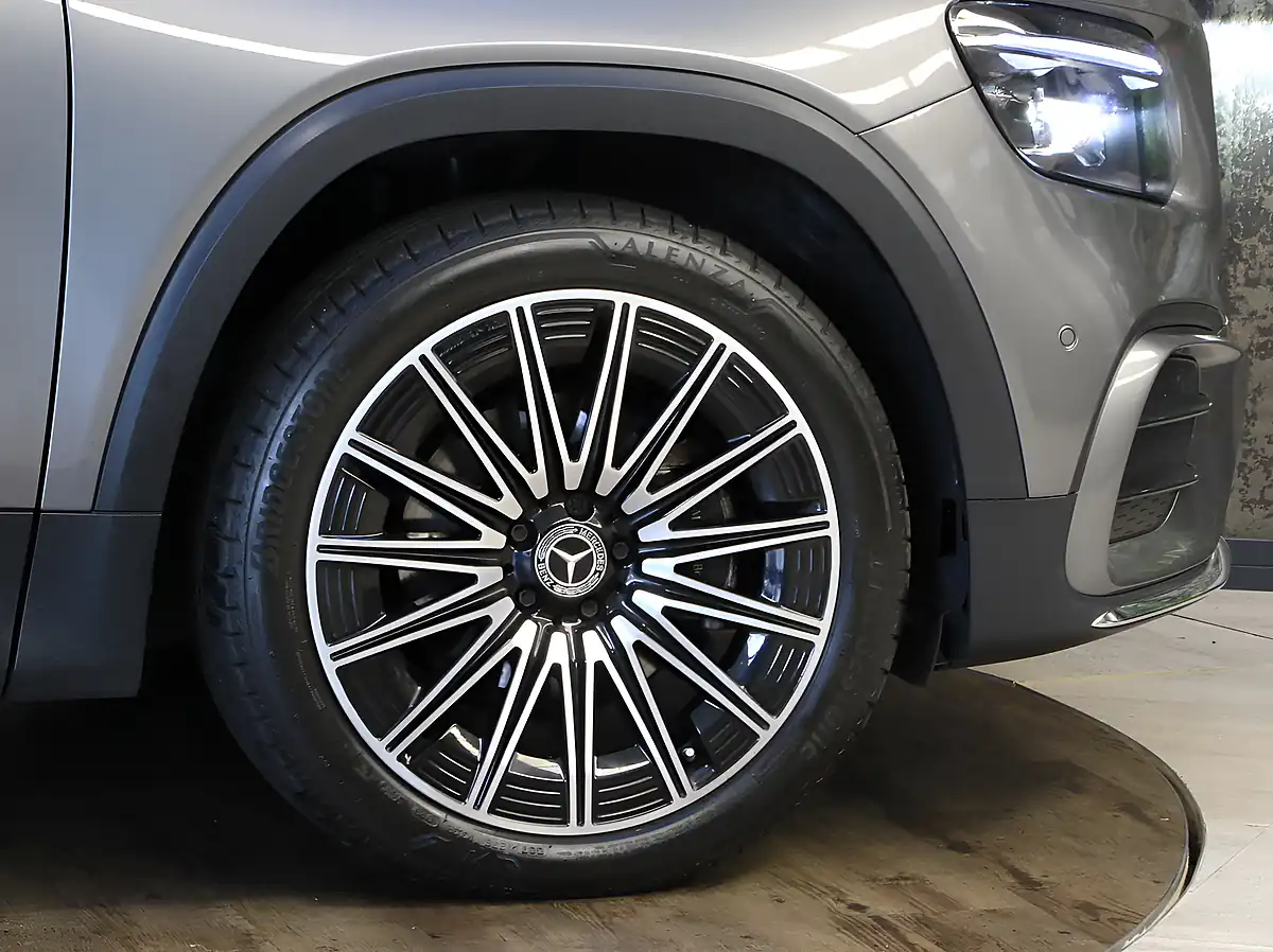 Used 2024 Mercedes-Benz Glb AMG Line Grey - Interior and Exterior details 10